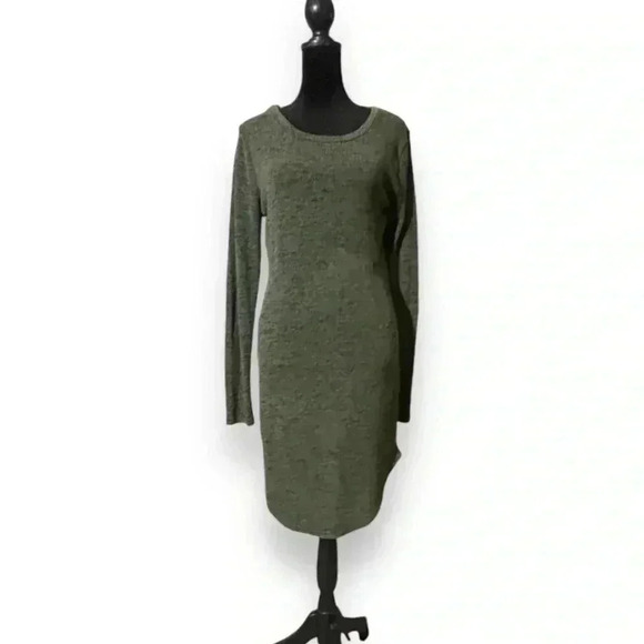Ultra Flirt Size Large Green Lightweight Long Sleeve Simple Midi Sweater Dress - Picture 3 of 15